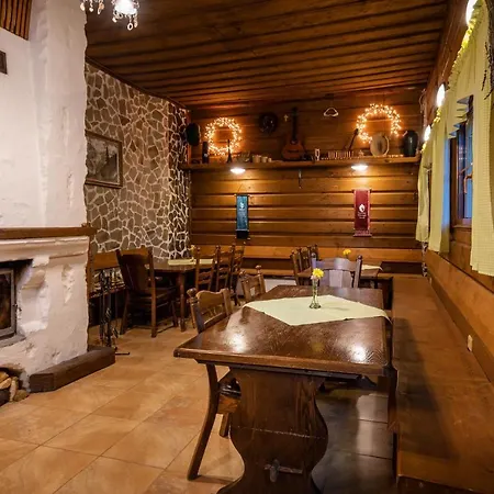 Πανσιόν Stodola Pod Lipou *